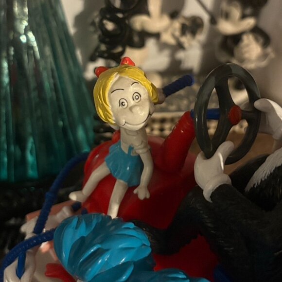 Dr. Seuss Cat in the Hat- 3D, Landline Telephone, Collectible, Vintage 2003 - Picture 10 of 12